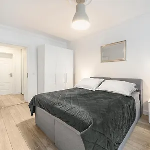  Apartment The Lachmann Vh, 2br One Living Up To 7 People